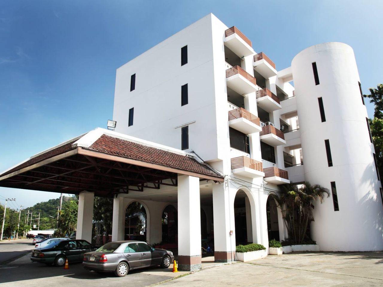 โรงแรมรอยัล ไดมอน