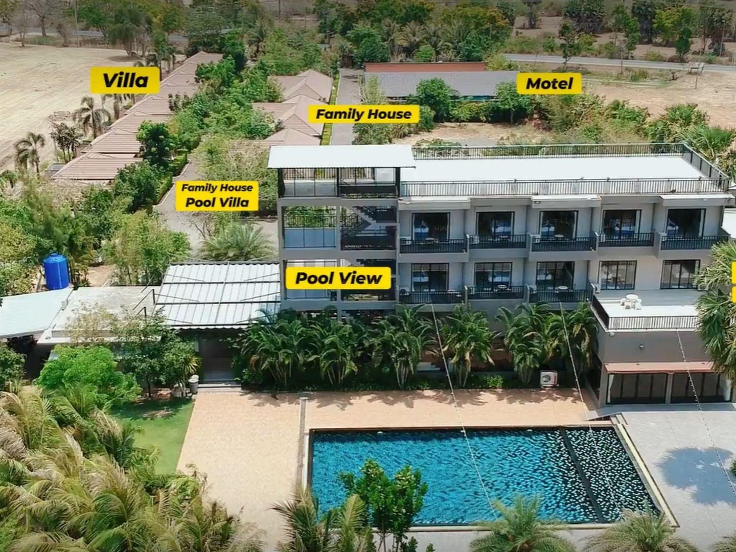โรงแรมบ้านพิงภูแพรว ชะอำ