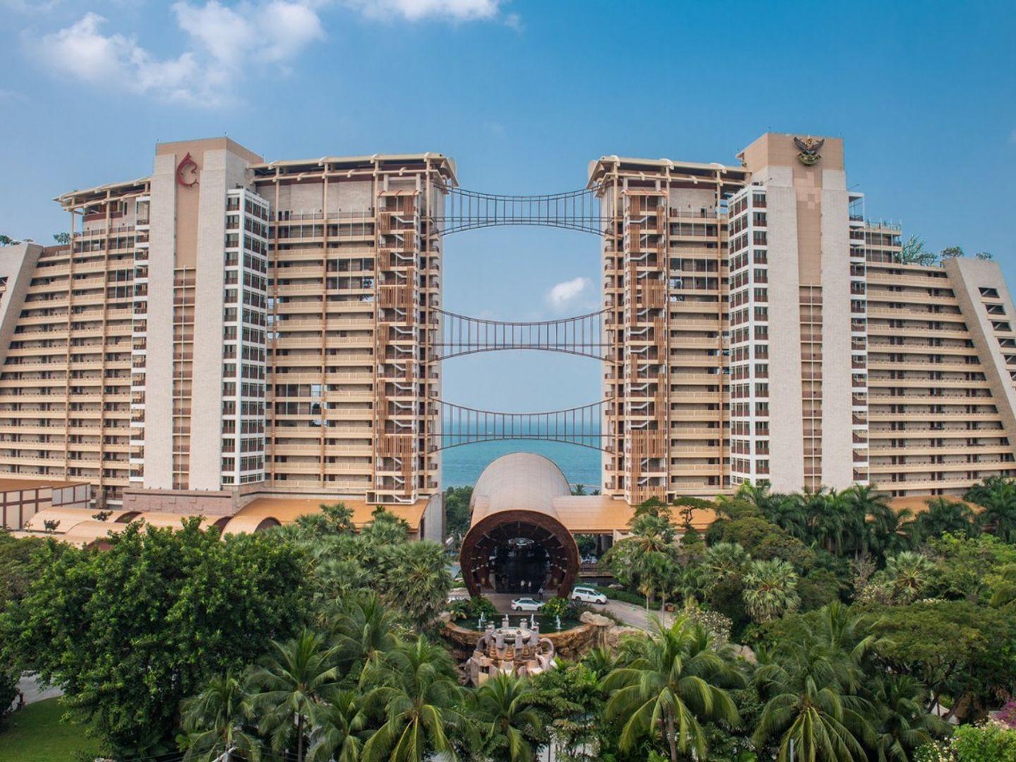 โรงแรมเซ็นทาราแกรนด์มิราจบีชรีสอร์ท พัทยา