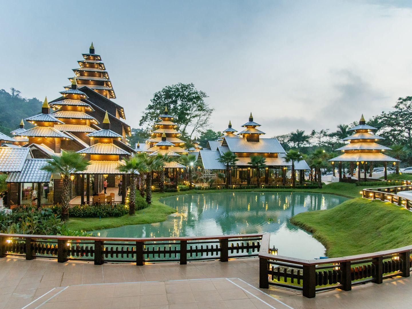 รัตนะบุรี น้ำตกพลิ้ว จันทบุรี เมืองแห่งความอร่อย