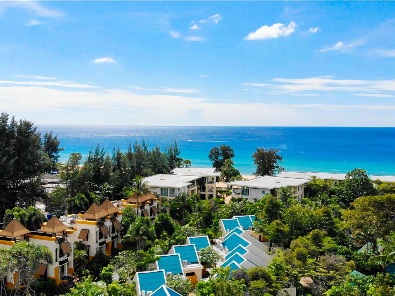 โรงแรม พาราด็อกซ์ รีสอร์ท ภูเก็ต