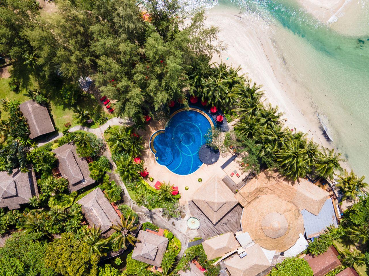 โรงแรมเซ็นทาราเกาะช้าง ทรอปิคานา รีสอร์ท
