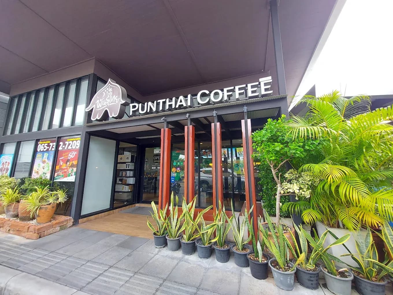 Thai Coffee Branch, Ramintra Expressway (Km. 12)
