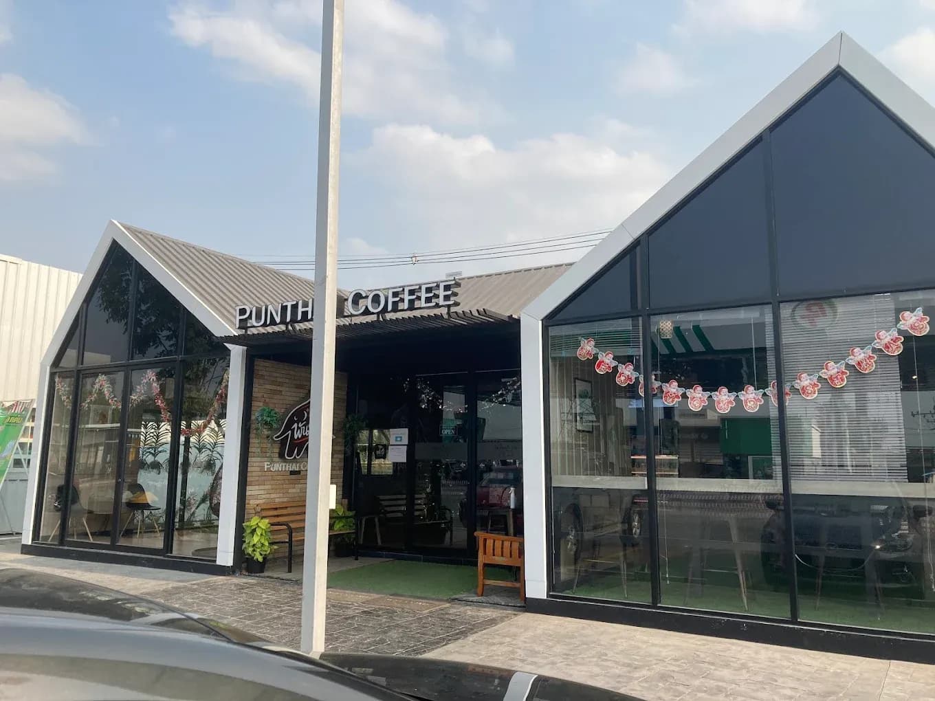 กาแฟพันธุ์ไทย สาขา ลาดหลุมแก้ว7