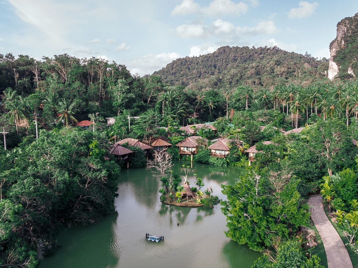ฺBan Sainai Resort
