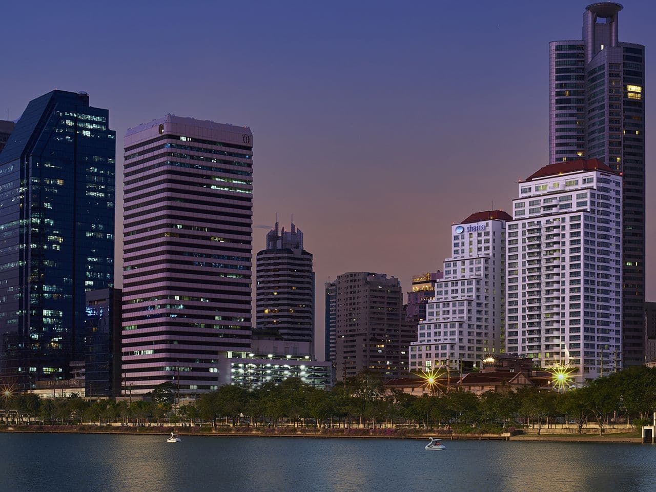 โรงแรมชามาเลควิวอโศก กรุงเทพ