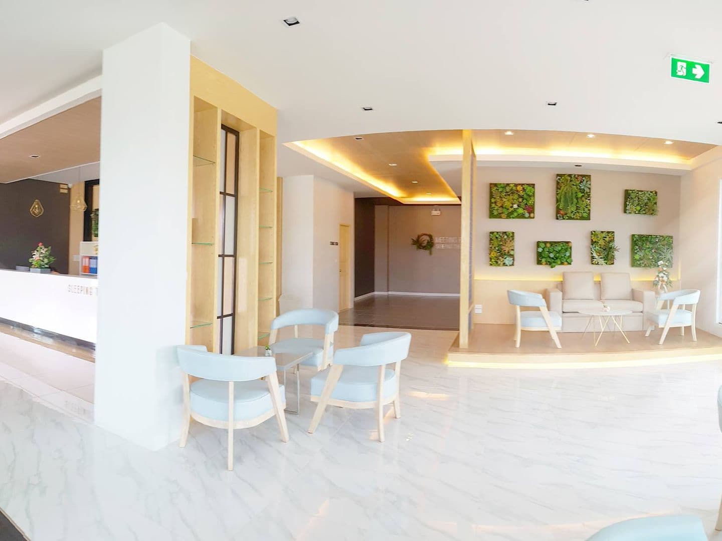 โรงแรมสลิพพิง ทรี