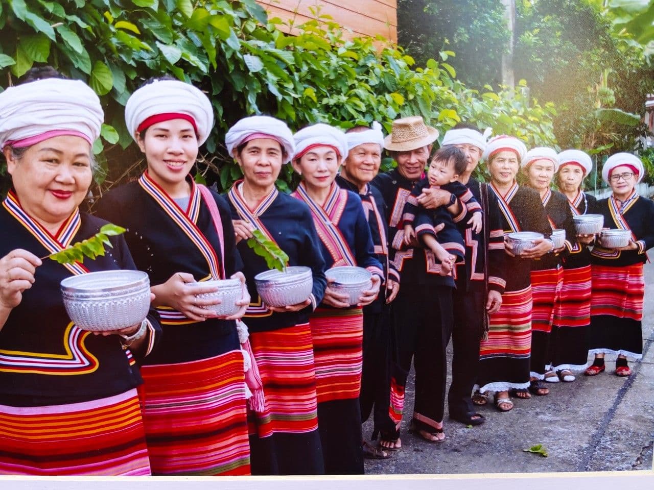 ศูนย์การเรียนรู้ภูมิปัญญาไทยไตลื้อบ้านใบบุญ
